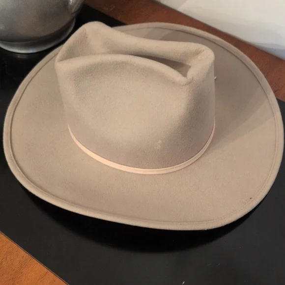 Vintage Western Hat - Picture 3 of 4